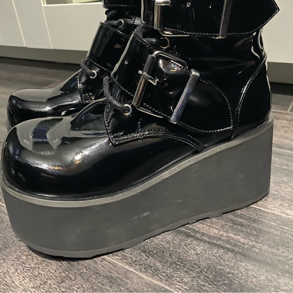 SOLD DEPOP Demonia Trashville 518 - size 7 W / 5 M - Picture 5 of 10